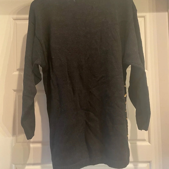 Vintage Victoria Harbour Embellished Sweater - Picture 6 of 8